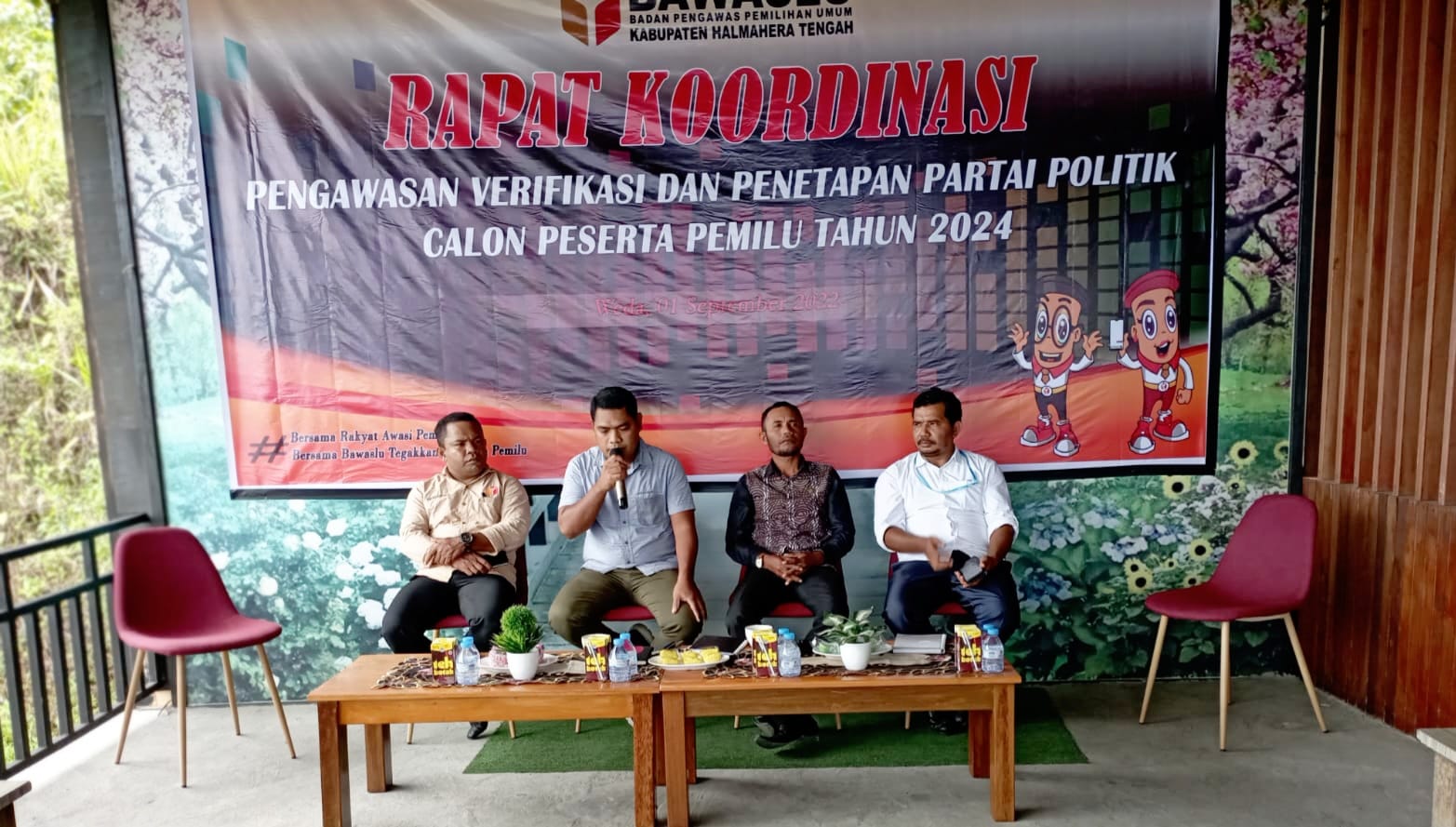 Gelar Rakor, Bawaslu Halteng Warning Parpol Patuhi Aturan.