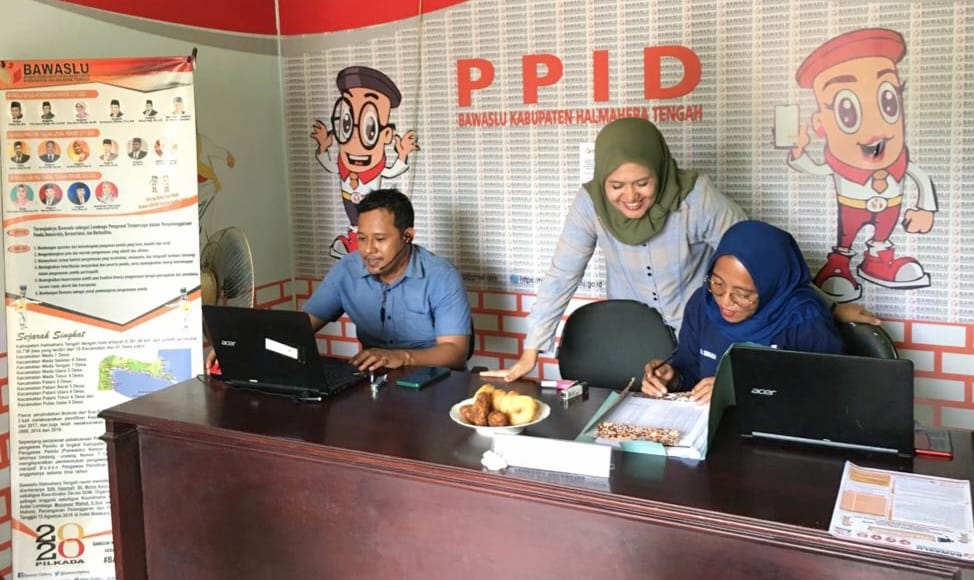 Hari Ketiga Penerimaan Berkas, Pendaftar Perempuan Calon Panwaslu Kecamatan Minim.
