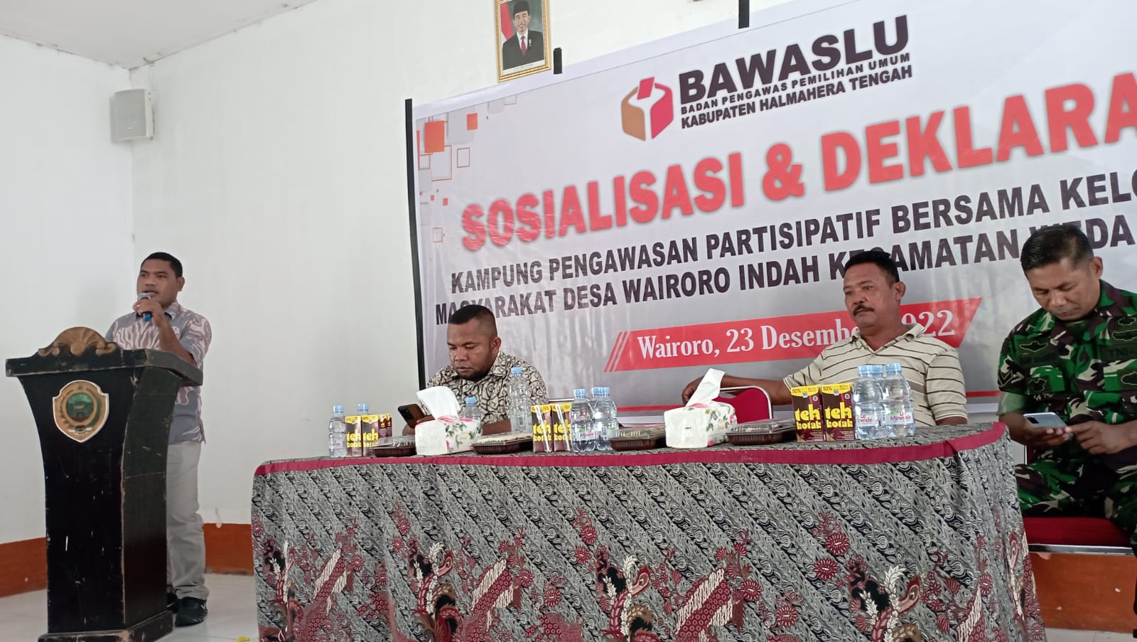 Bawaslu Halteng Gelar Sosisalisasi dan Deklarasi Kampung Pengawasan Partisipatif