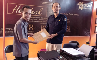 Memasuki tahapan Vermin perbaikan Bawaslu Halteng keluarkan surat ke KPU Halteng.